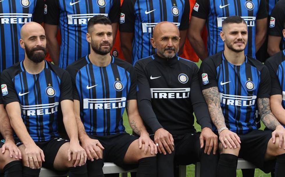 Borja Valero con la barba anche nella foto ufficiale dell&#39;Inter. Getty